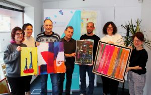 De izquierda a derecha: Conchita Borderías (Valentia), Nuria Araujo (CADIS Huesca), Luis Lles, Francisco Grasa (Arcadia), Alejandro Santolaria (ASAPME Huesca), Pilar Olivan (Escuela de Arte de Huesca) y elena Gómez Zazurca (directora de Diversario). Todos ellos miembros del Grupo de Creatividad de H+i (equipo organizador de Diversario).